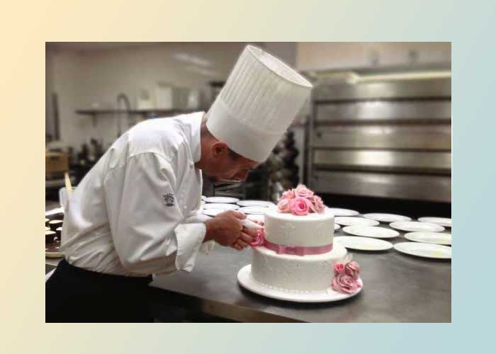 بازار کار قنادی در ایران و خارج: